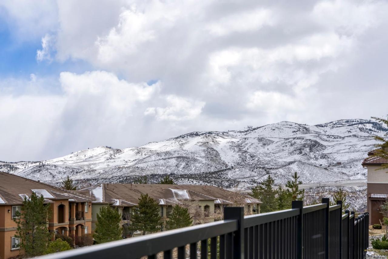 Luxury Retreat - King Beds, Hot Tub, & Pool - Family & Remote Work Friendly Διαμέρισμα Reno Εξωτερικό φωτογραφία