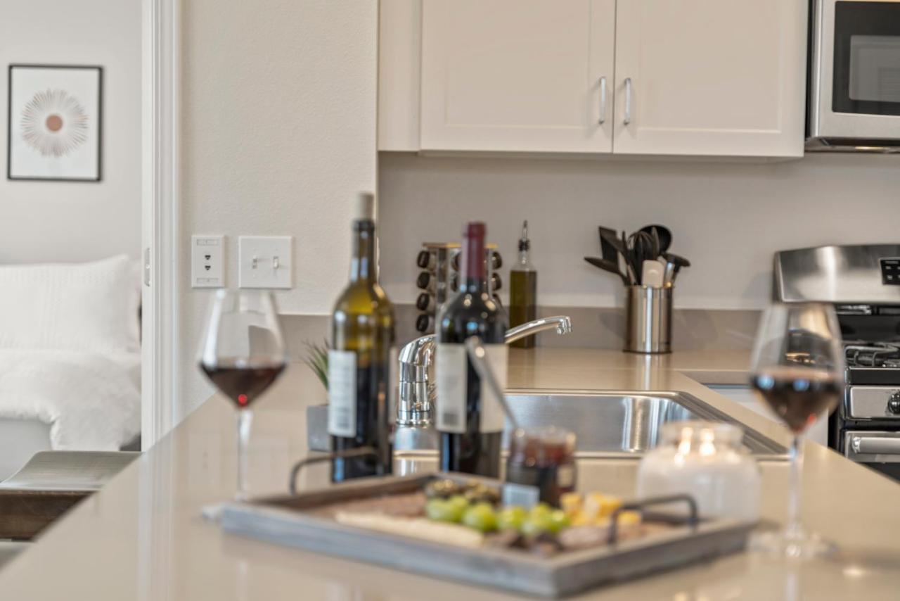 Luxury Retreat - King Beds, Hot Tub, & Pool - Family & Remote Work Friendly Διαμέρισμα Reno Εξωτερικό φωτογραφία